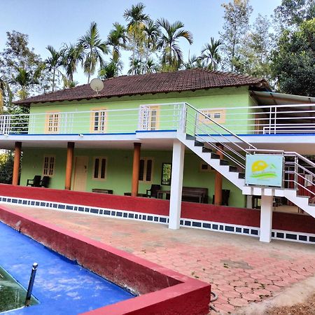 Sambrama Wood House Villa Madikeri Eksteriør billede