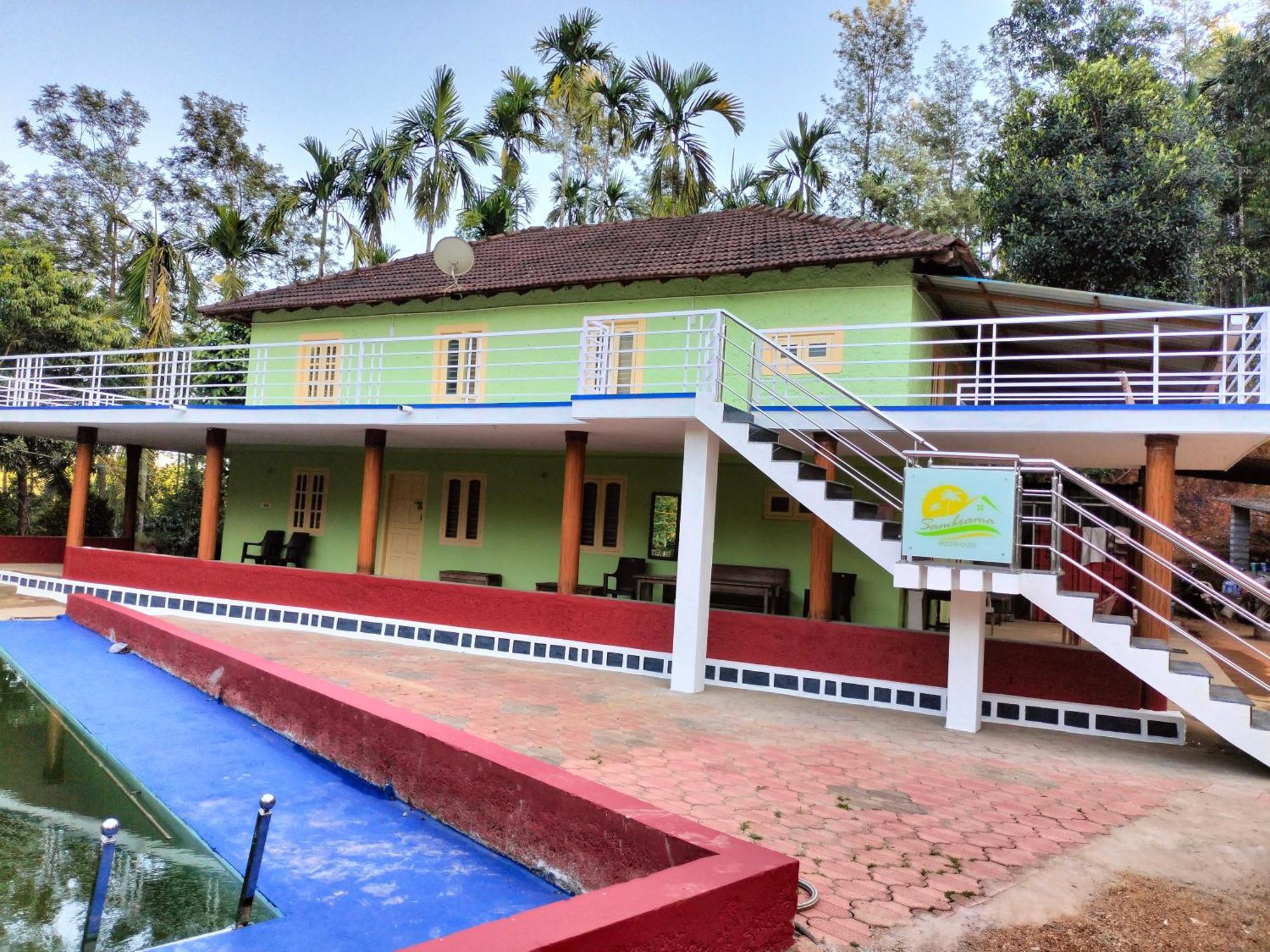 Sambrama Wood House Villa Madikeri Eksteriør billede