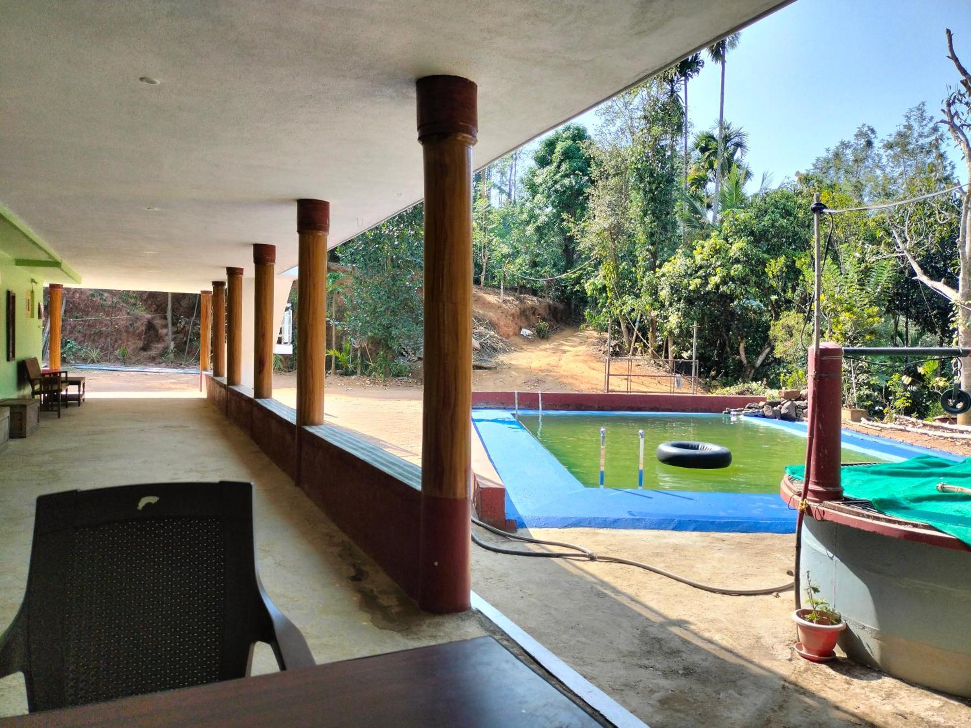 Sambrama Wood House Villa Madikeri Eksteriør billede