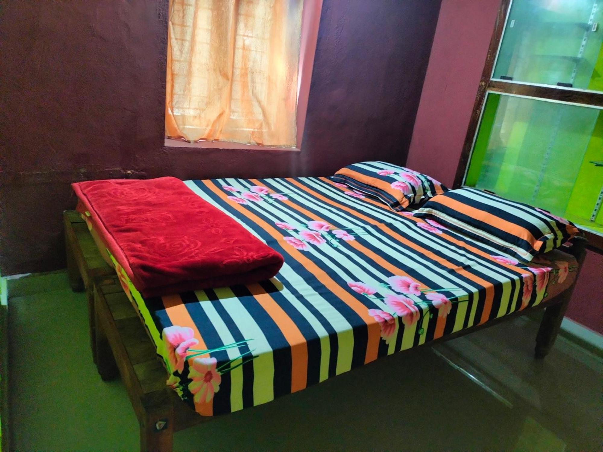 Sambrama Wood House Villa Madikeri Eksteriør billede